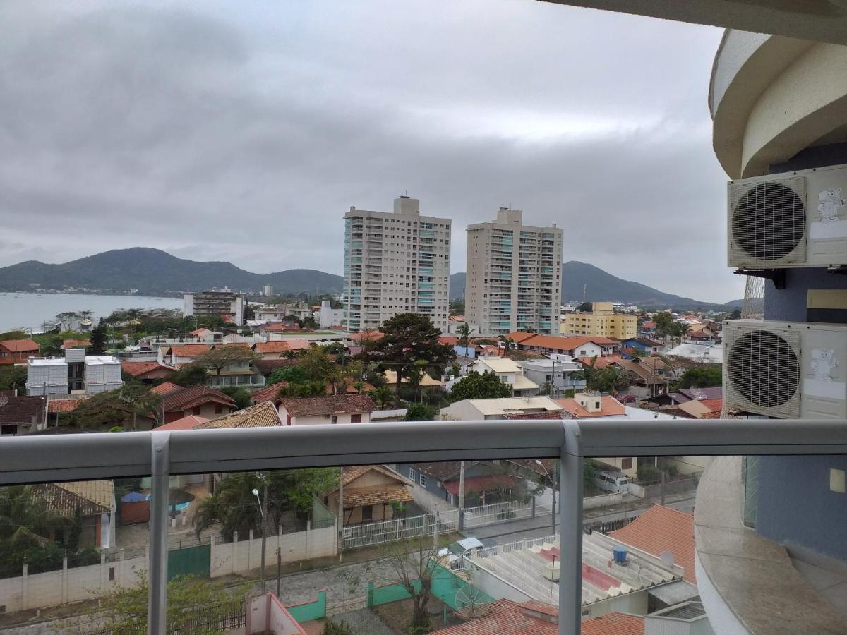 Apartamento Familia Santos เปงญา ภายนอก รูปภาพ