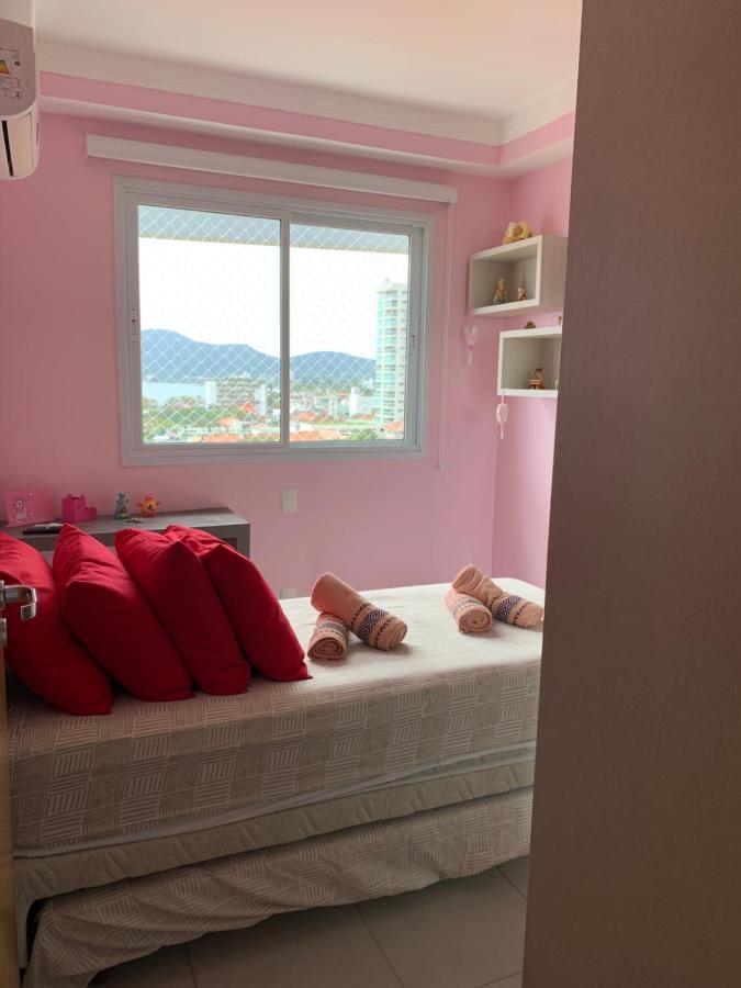 Apartamento Familia Santos เปงญา ภายนอก รูปภาพ
